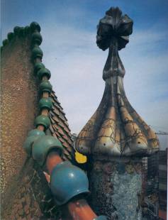 Batllo-001.jpg (11883 bytes)