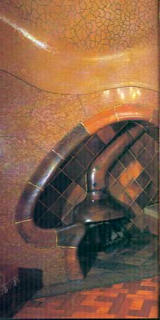 Batllo-006.jpg (17284 bytes)